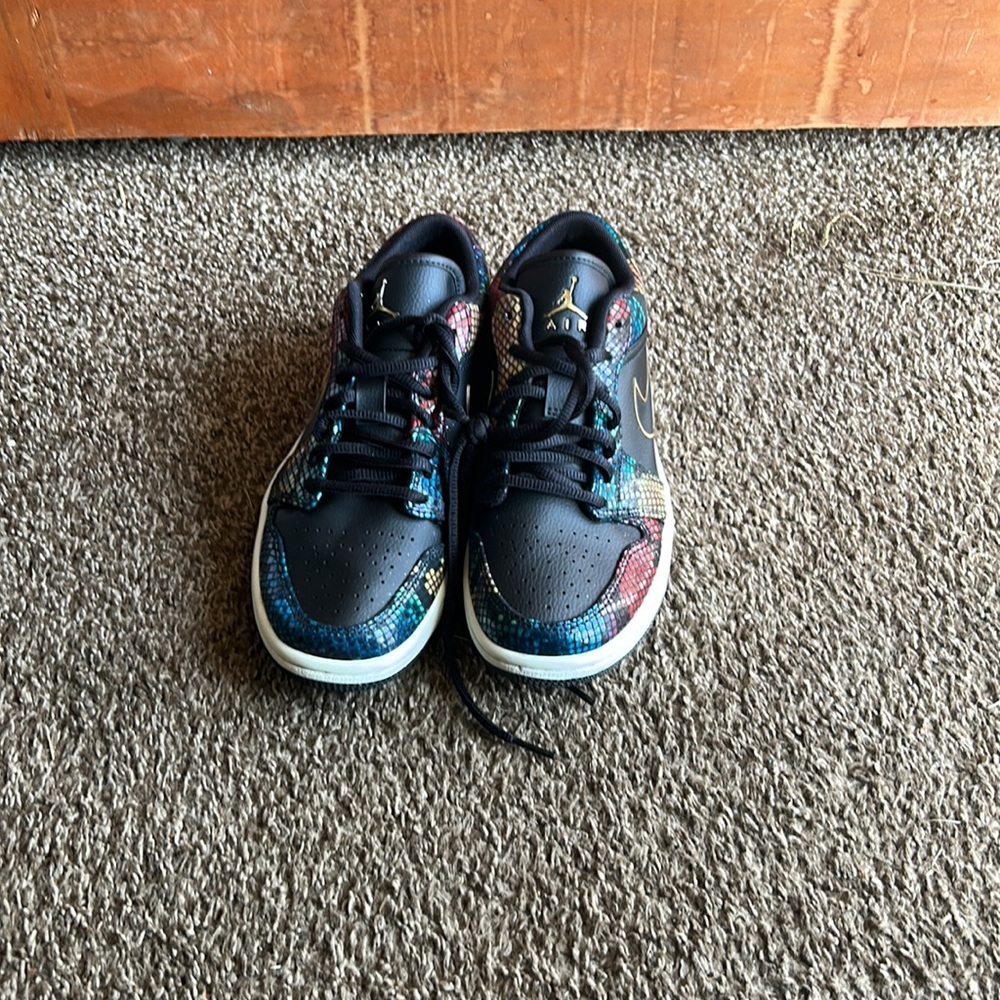 1 - Picture 3 of 5